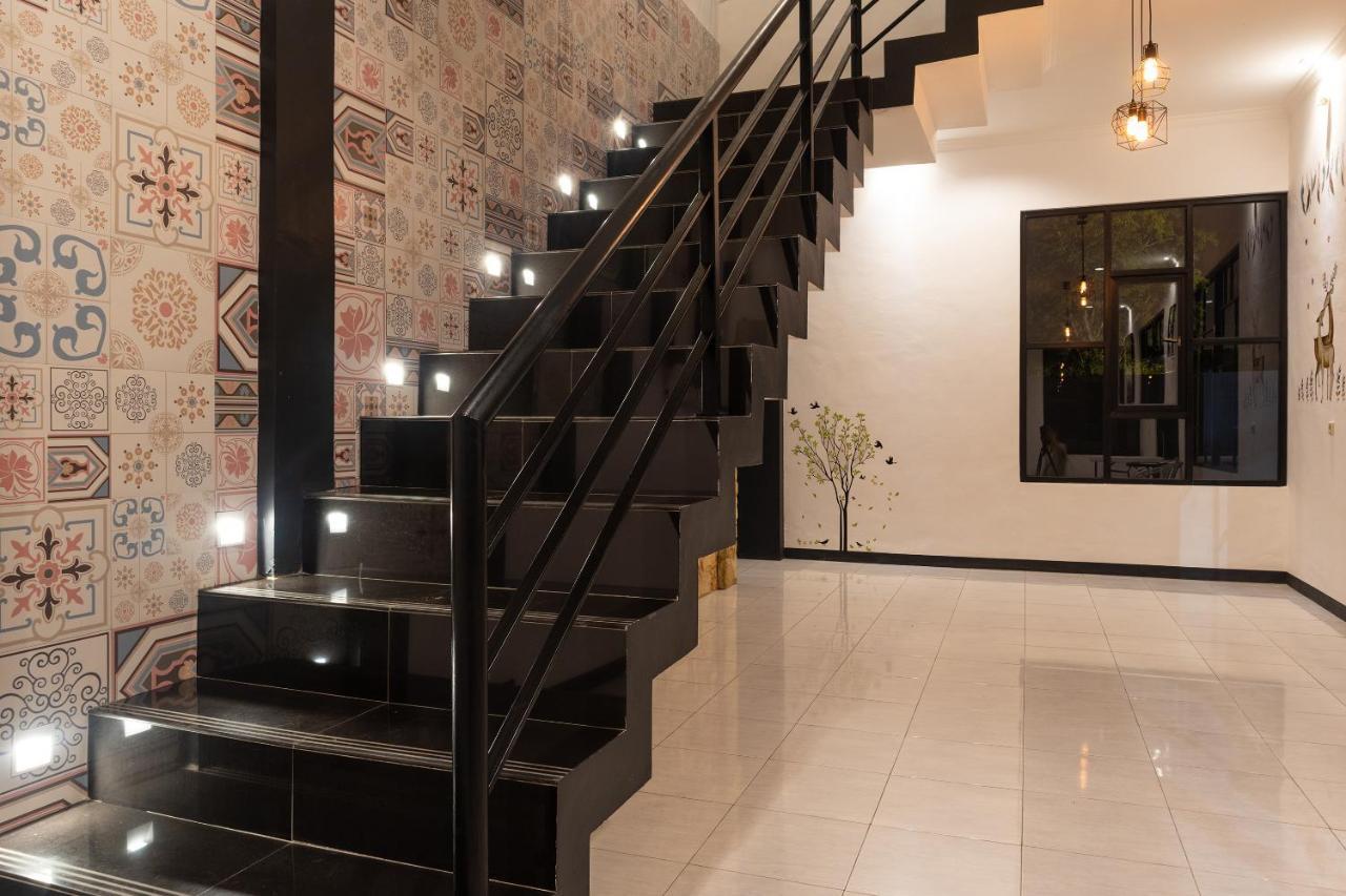 Cozy Stay Kupang Kupang  Exterior photo